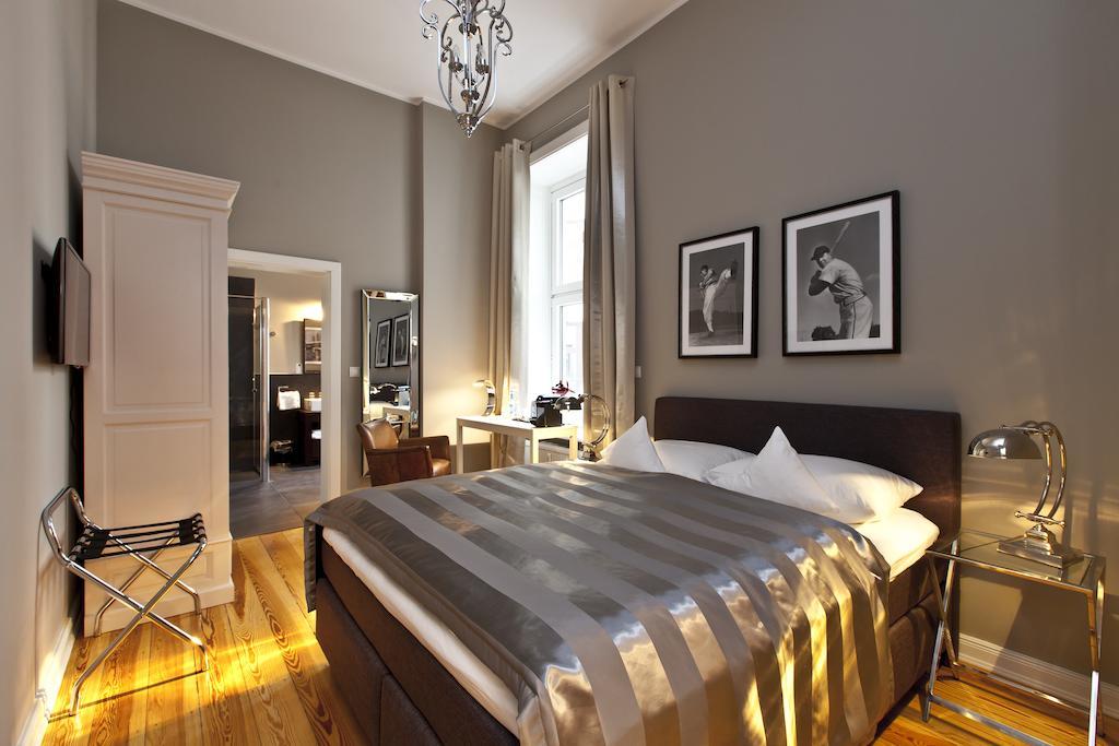 Hotel Wagner Im Dammtorpalais Hamburg Bagian luar foto
