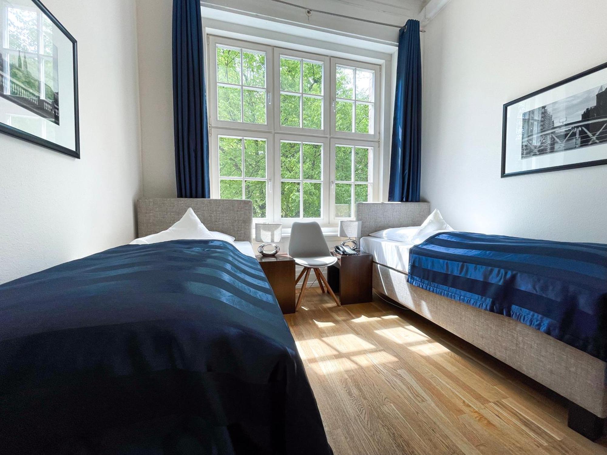 Hotel Wagner Im Dammtorpalais Hamburg Bagian luar foto