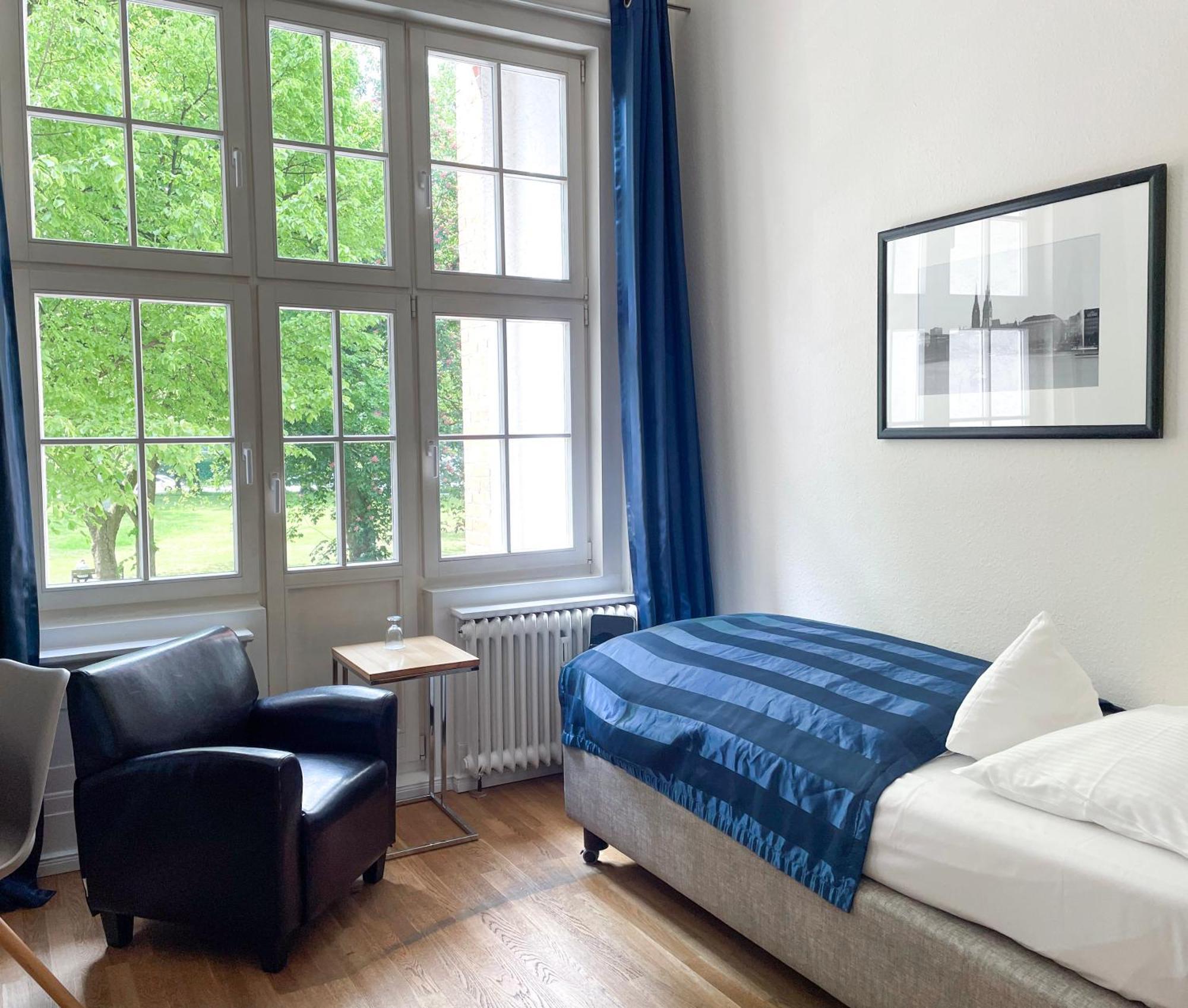 Hotel Wagner Im Dammtorpalais Hamburg Bagian luar foto