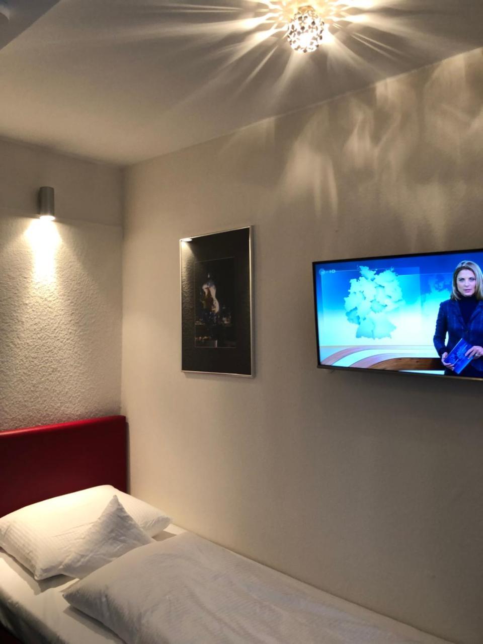 Hotel Wagner Im Dammtorpalais Hamburg Bagian luar foto